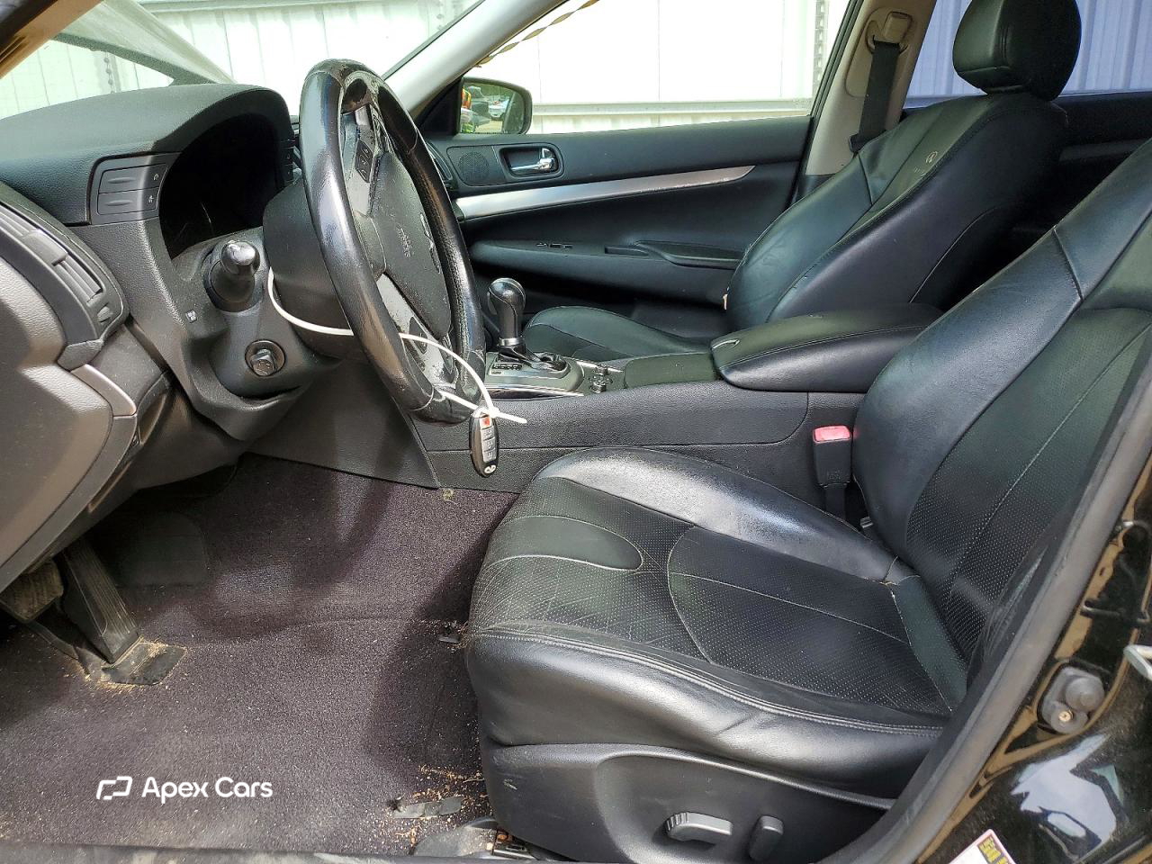 Infiniti G 2010
