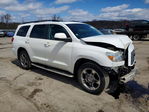 Toyota Sequoia 2010