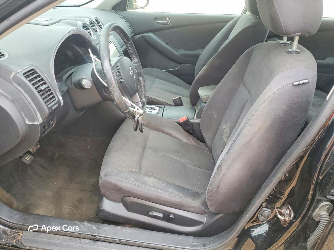 Nissan Altima 2010