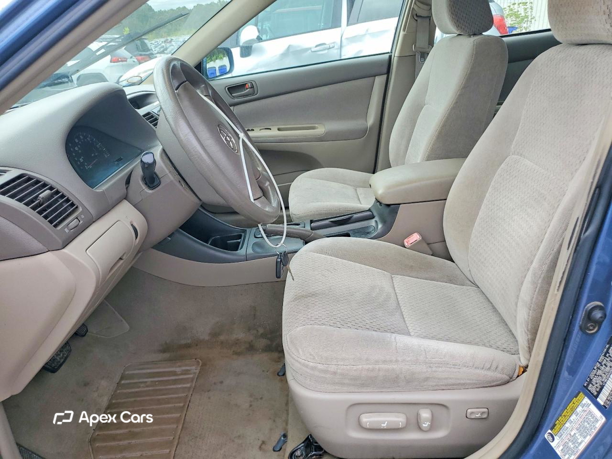 Toyota Camry 2004