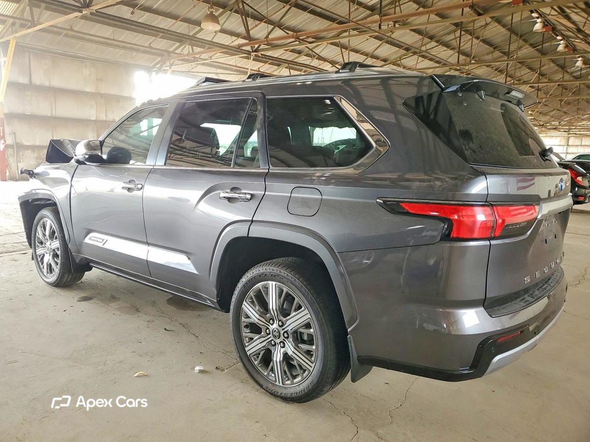 Toyota Sequoia 2024
