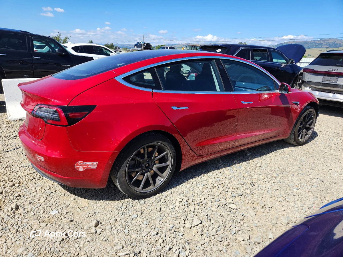 Tesla Model 3 2018