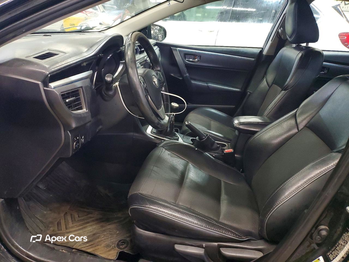 Toyota Corolla 2015