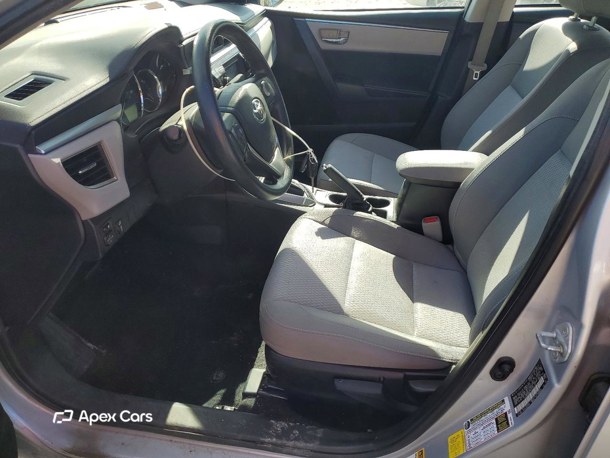 Toyota Corolla 2015