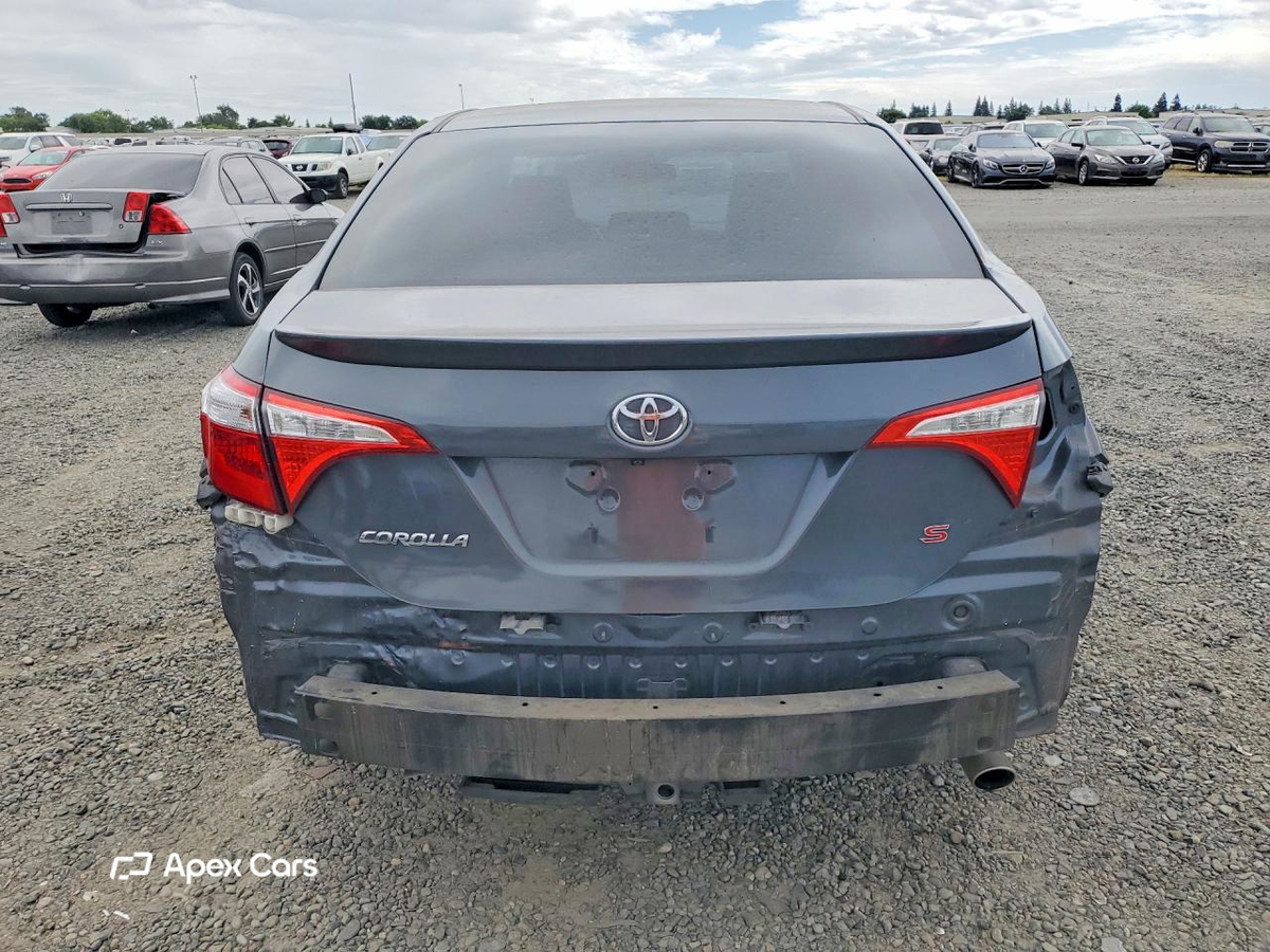 Toyota Corolla 2015
