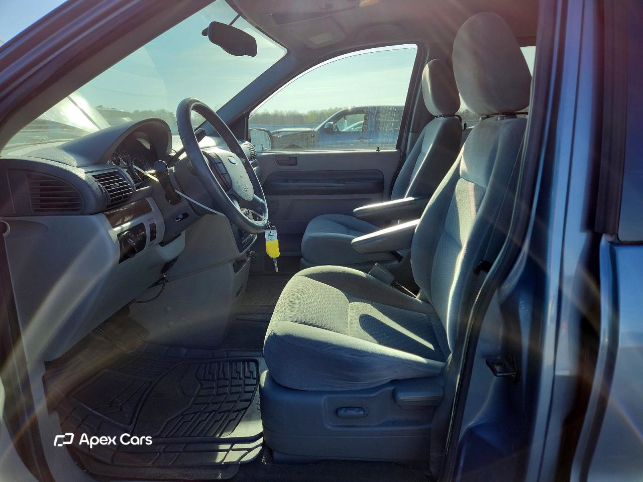 Ford Freestar 2004