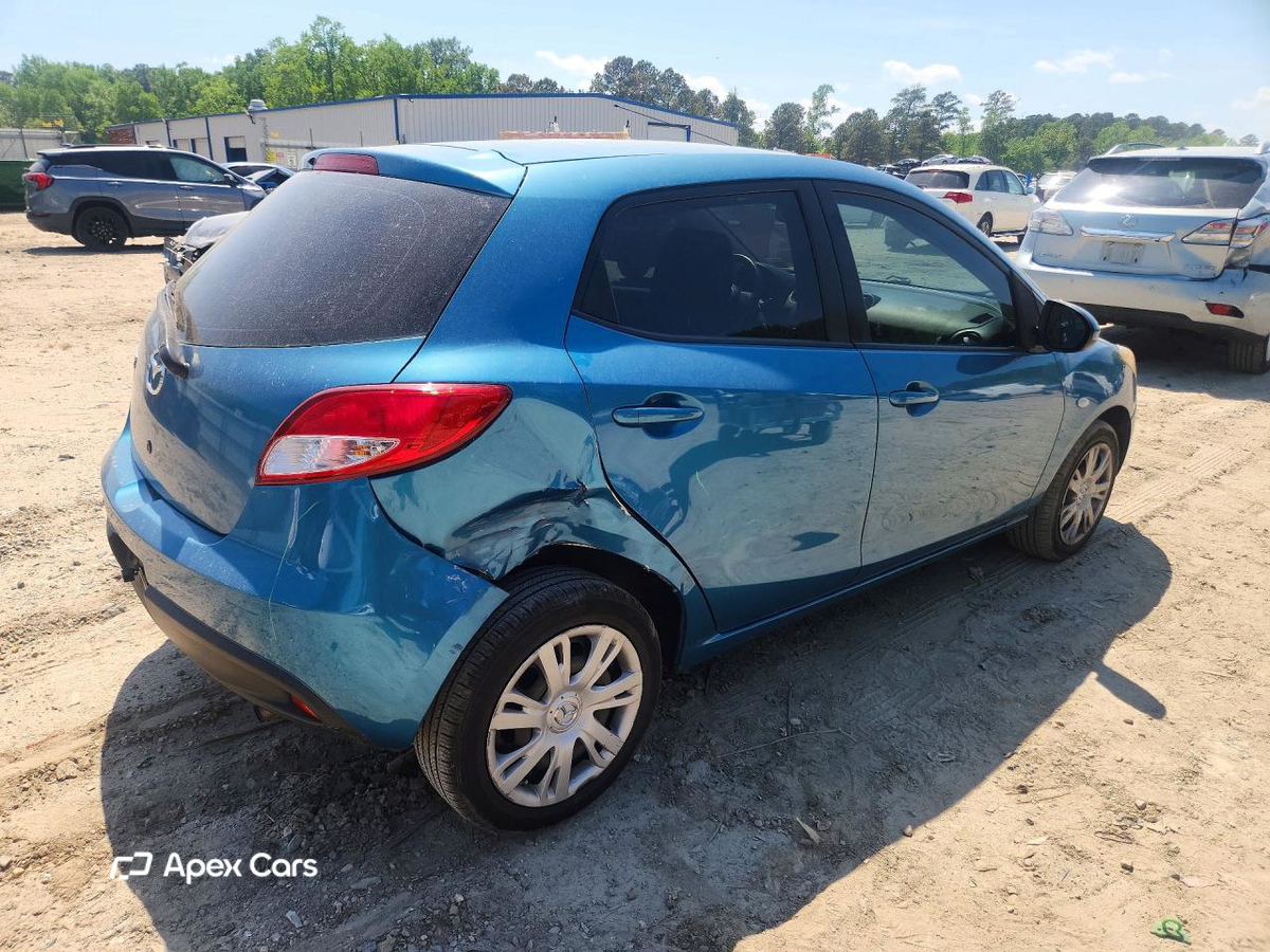 Mazda 2 2012