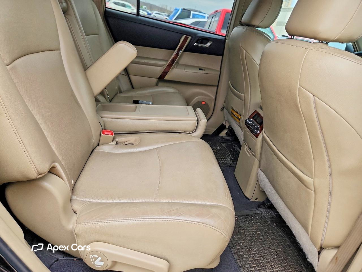 Toyota Highlander 2011