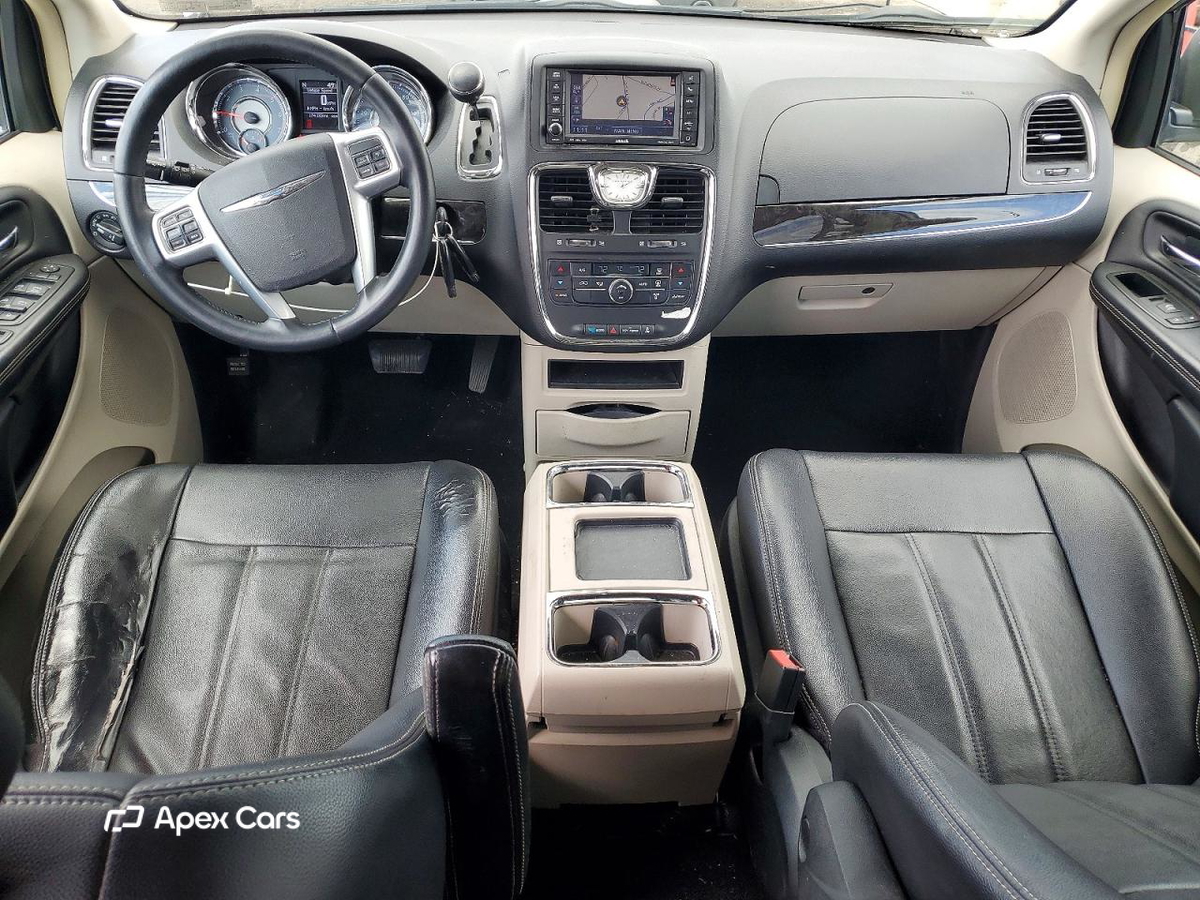 Chrysler Voyager 2013