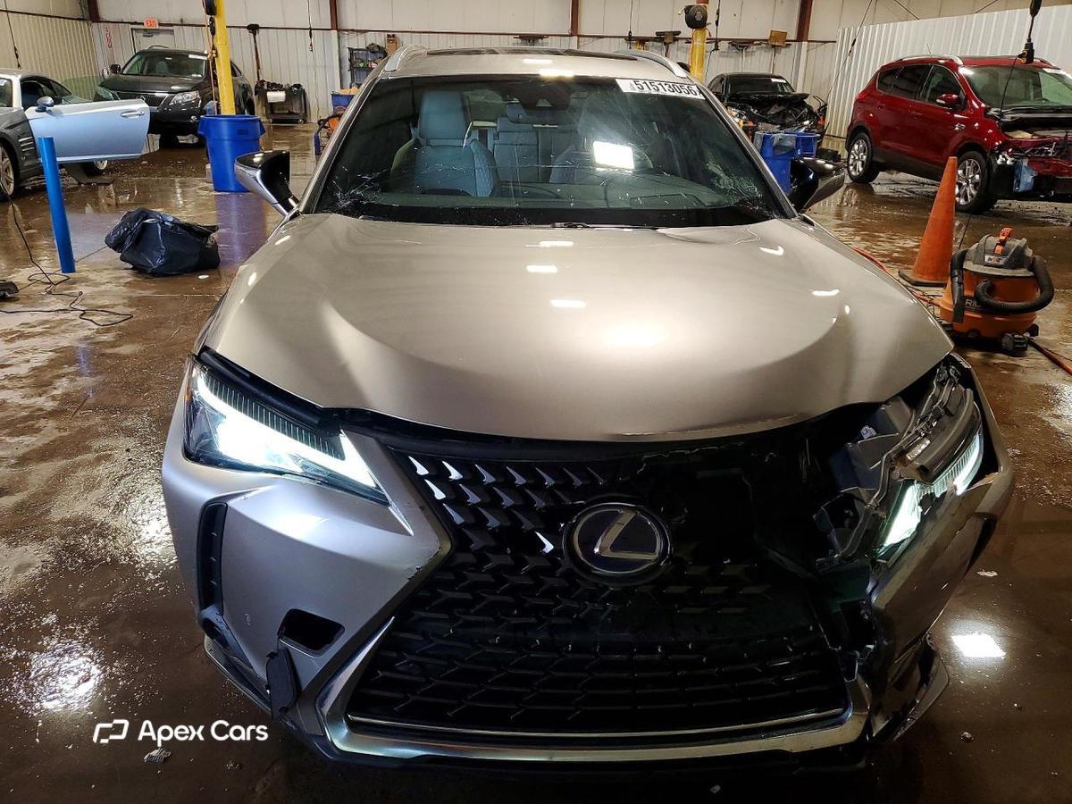 Lexus UX 2020
