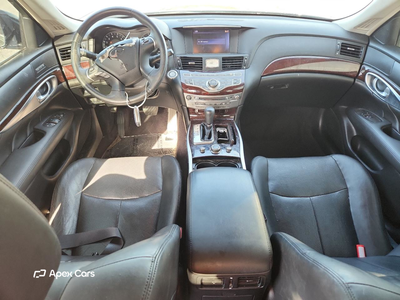 Infiniti M 2013