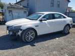 Ford Taurus 2016