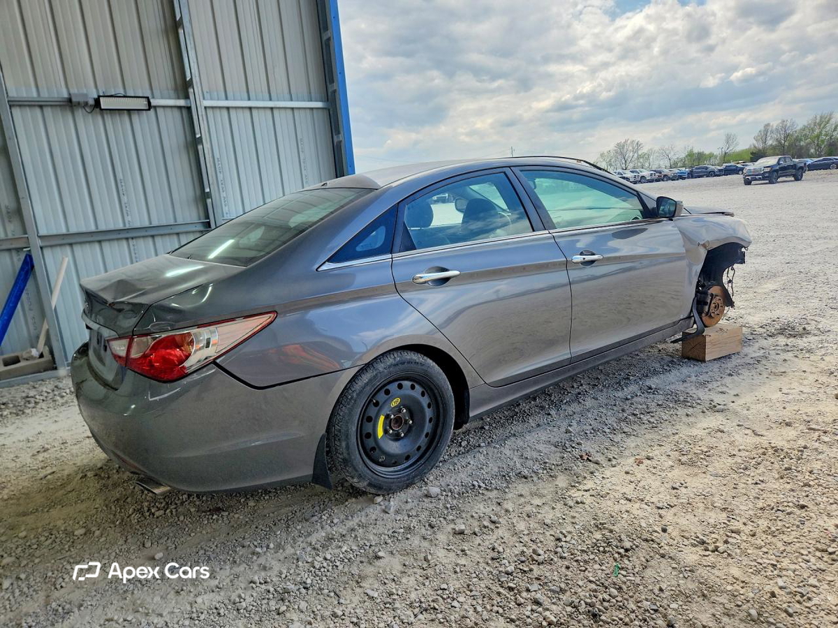 Hyundai Sonata 2013