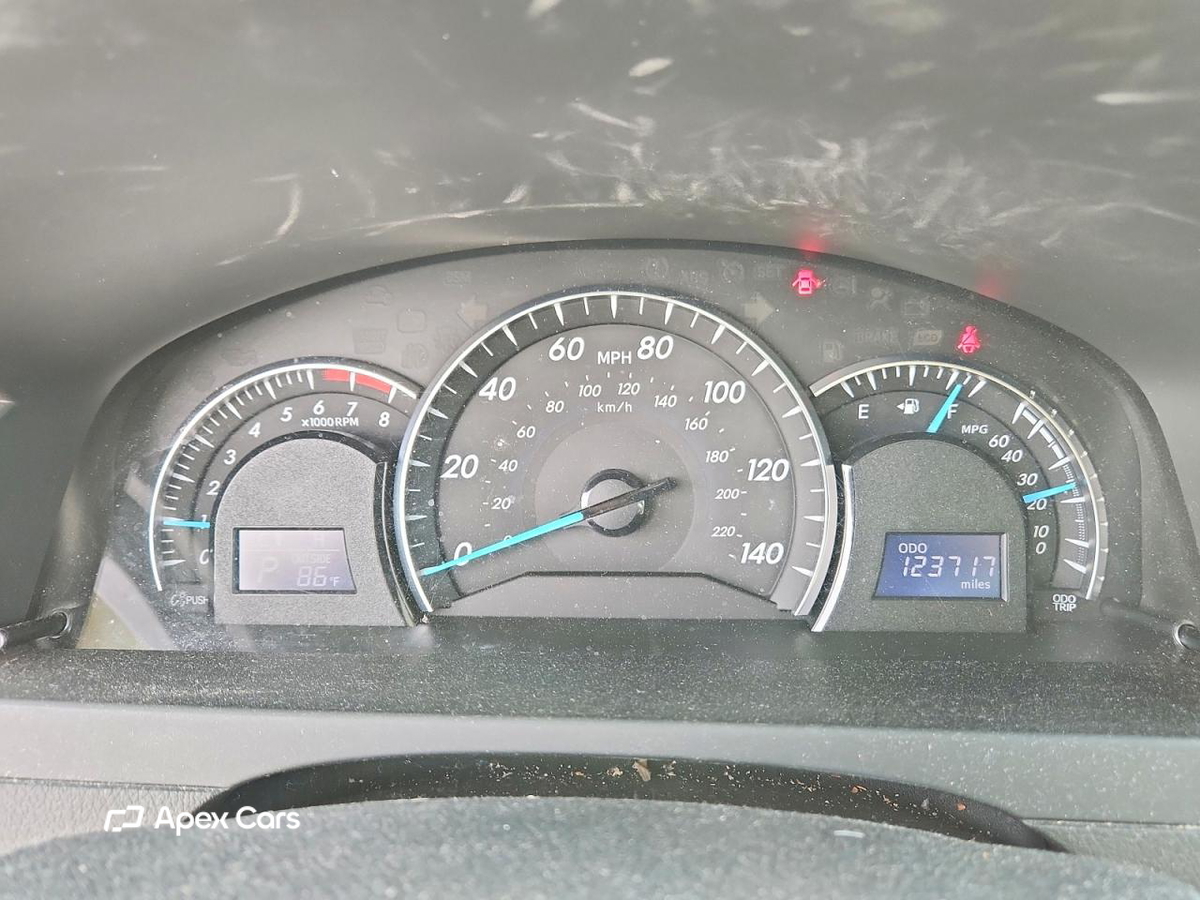 Toyota Camry 2012