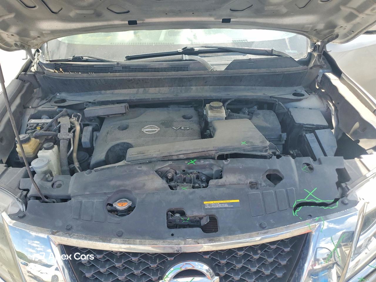 Nissan Pathfinder 2014