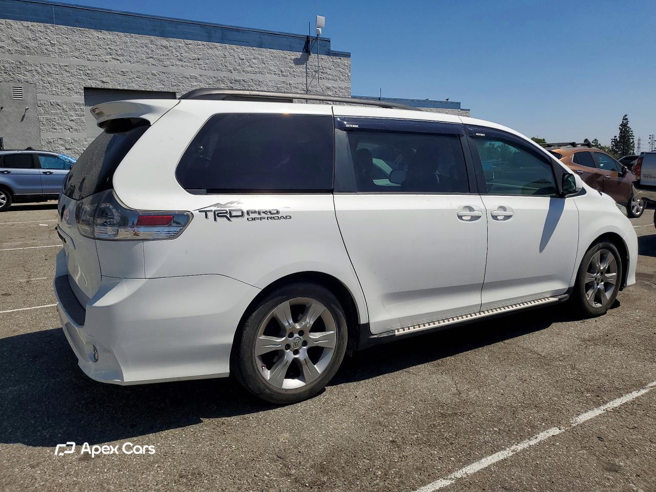 Toyota Sienna 2011