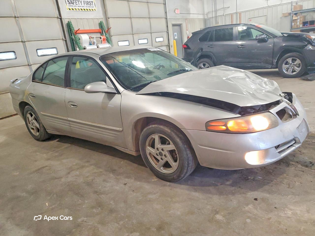 Pontiac Bonneville 2004