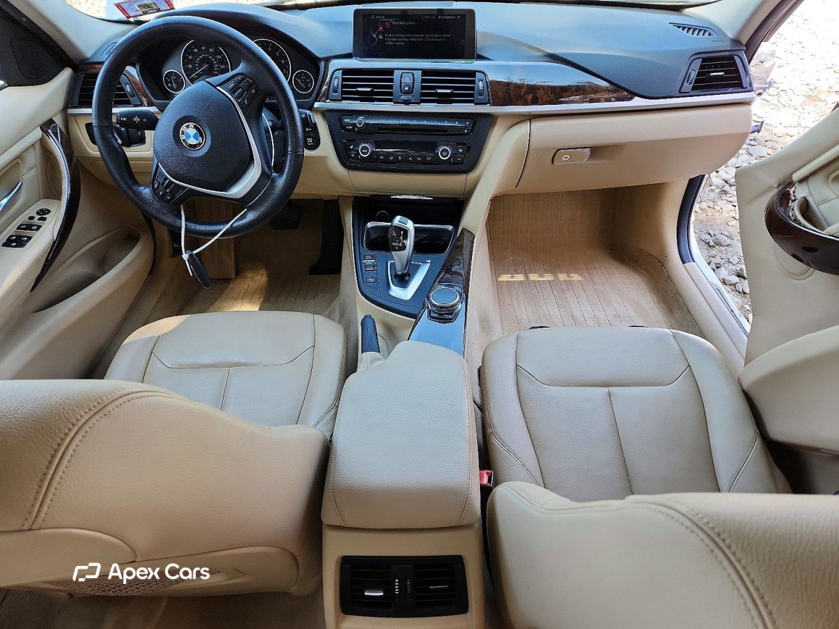 BMW Series 3 2015