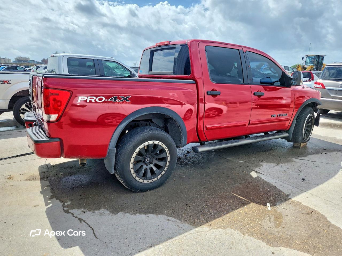 Nissan Titan 2012