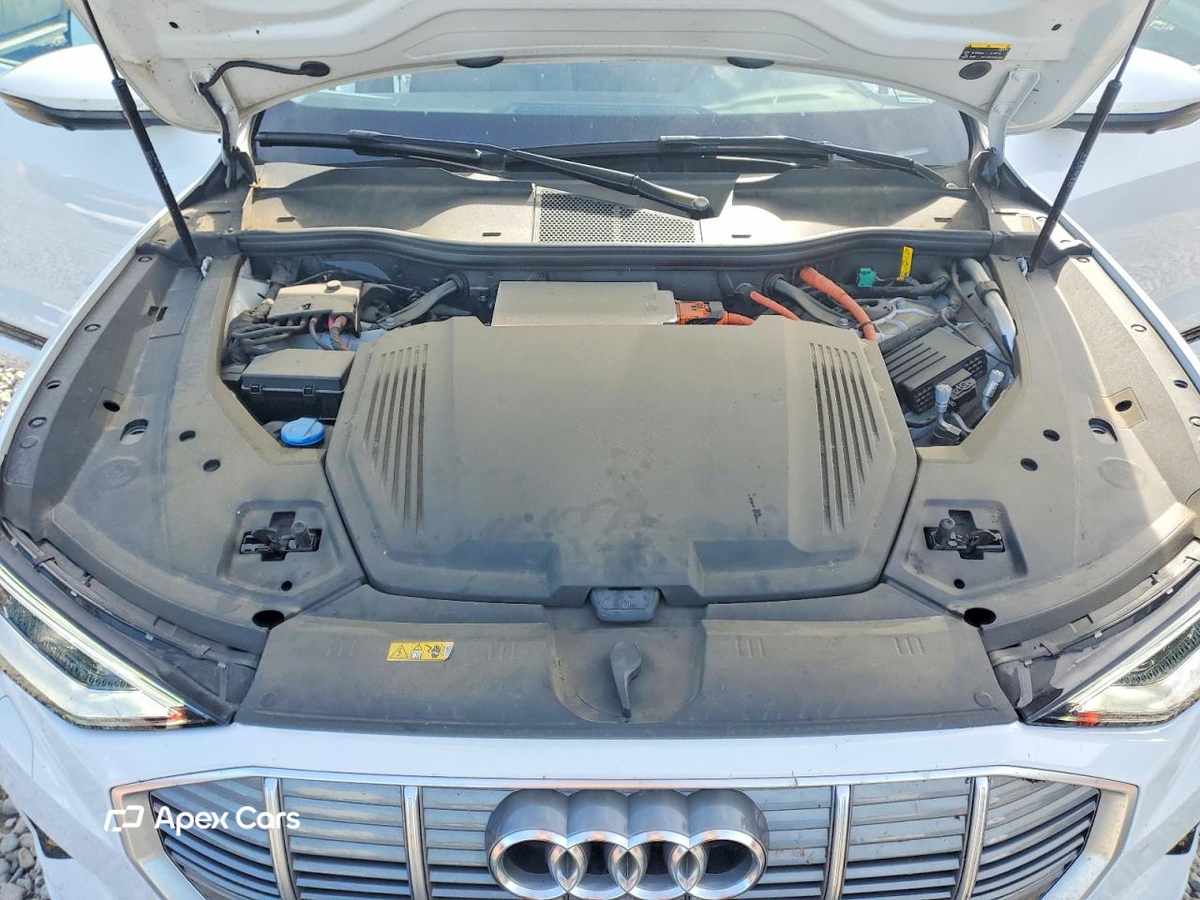 Audi e-tron 2022
