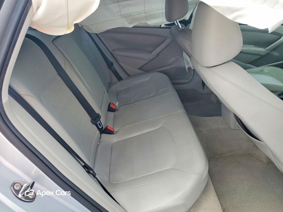 Volkswagen Passat 2014