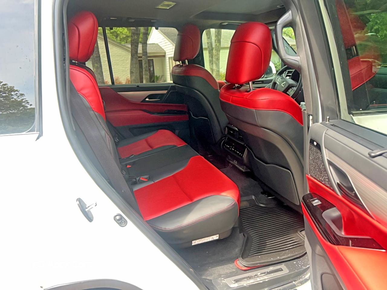 Lexus LX 2024