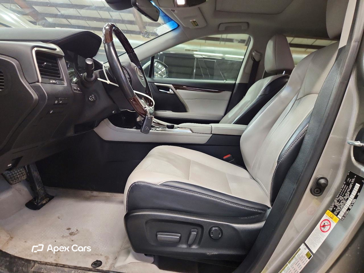 Lexus RX 2019