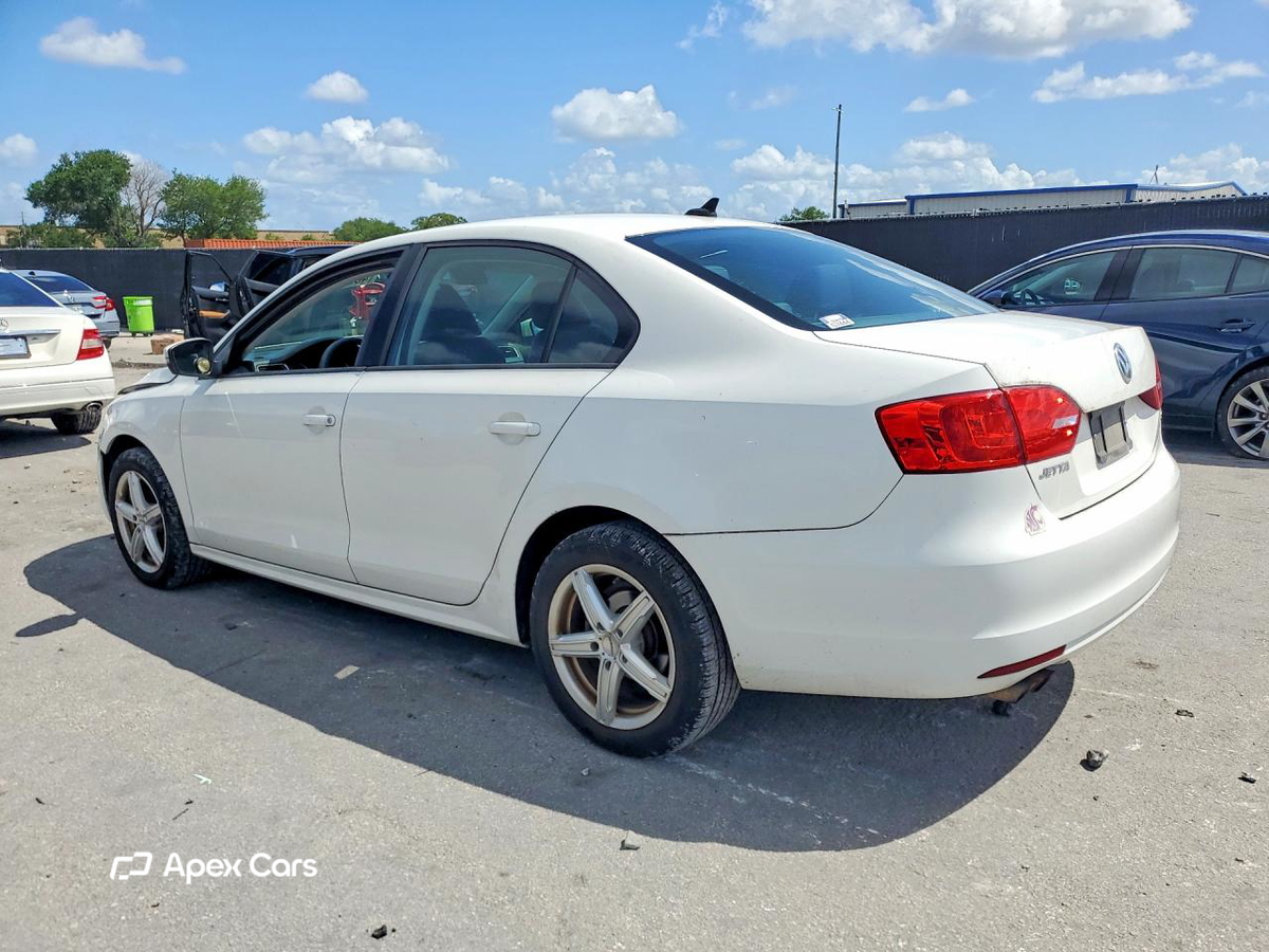 Volkswagen Jetta 2014