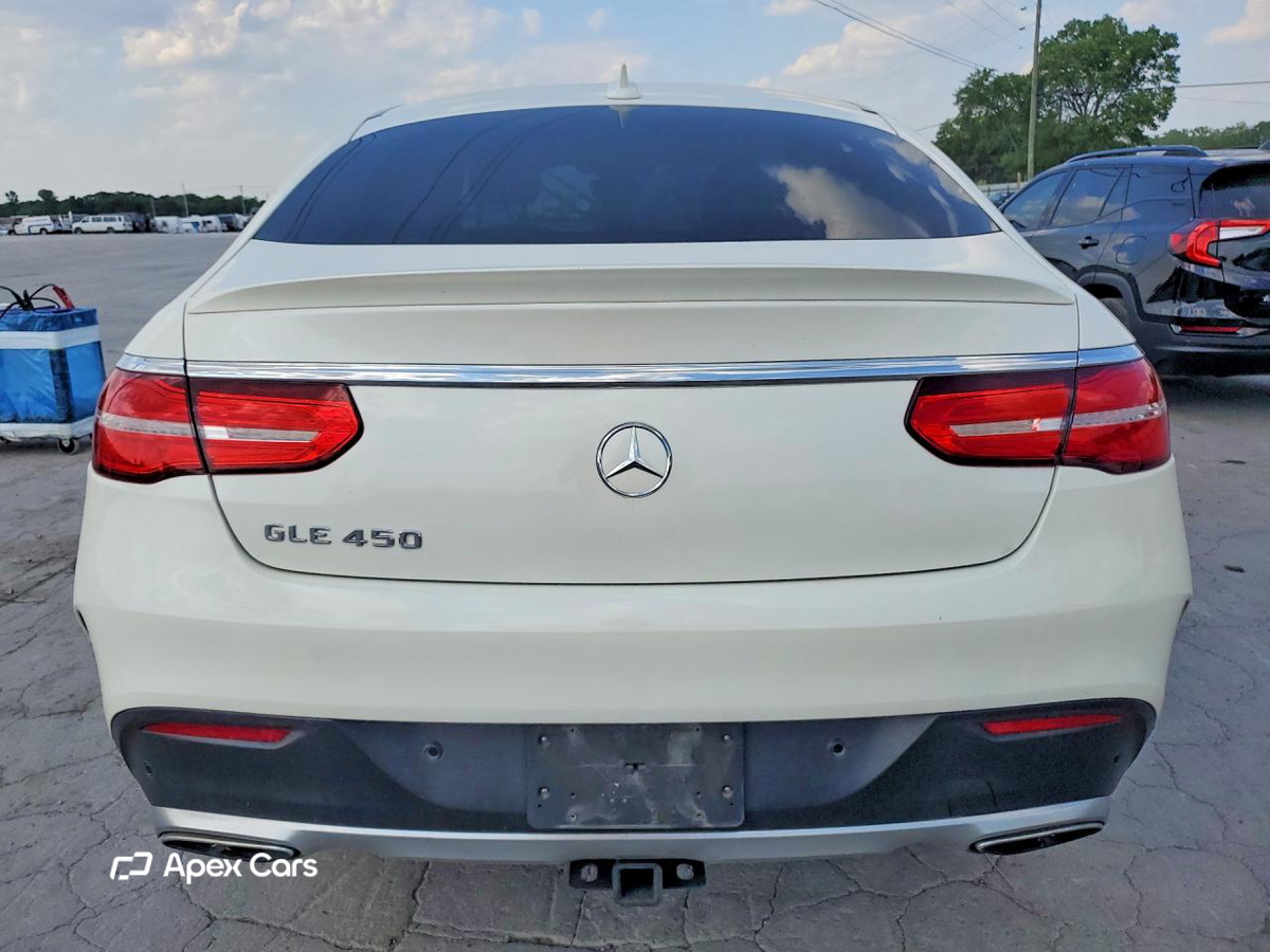 Mercedes-Benz GLE 2016