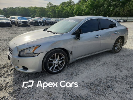 Nissan Maxima 2010 - Image 1 of 13