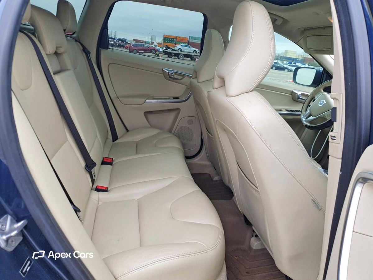Volvo XC60 2015