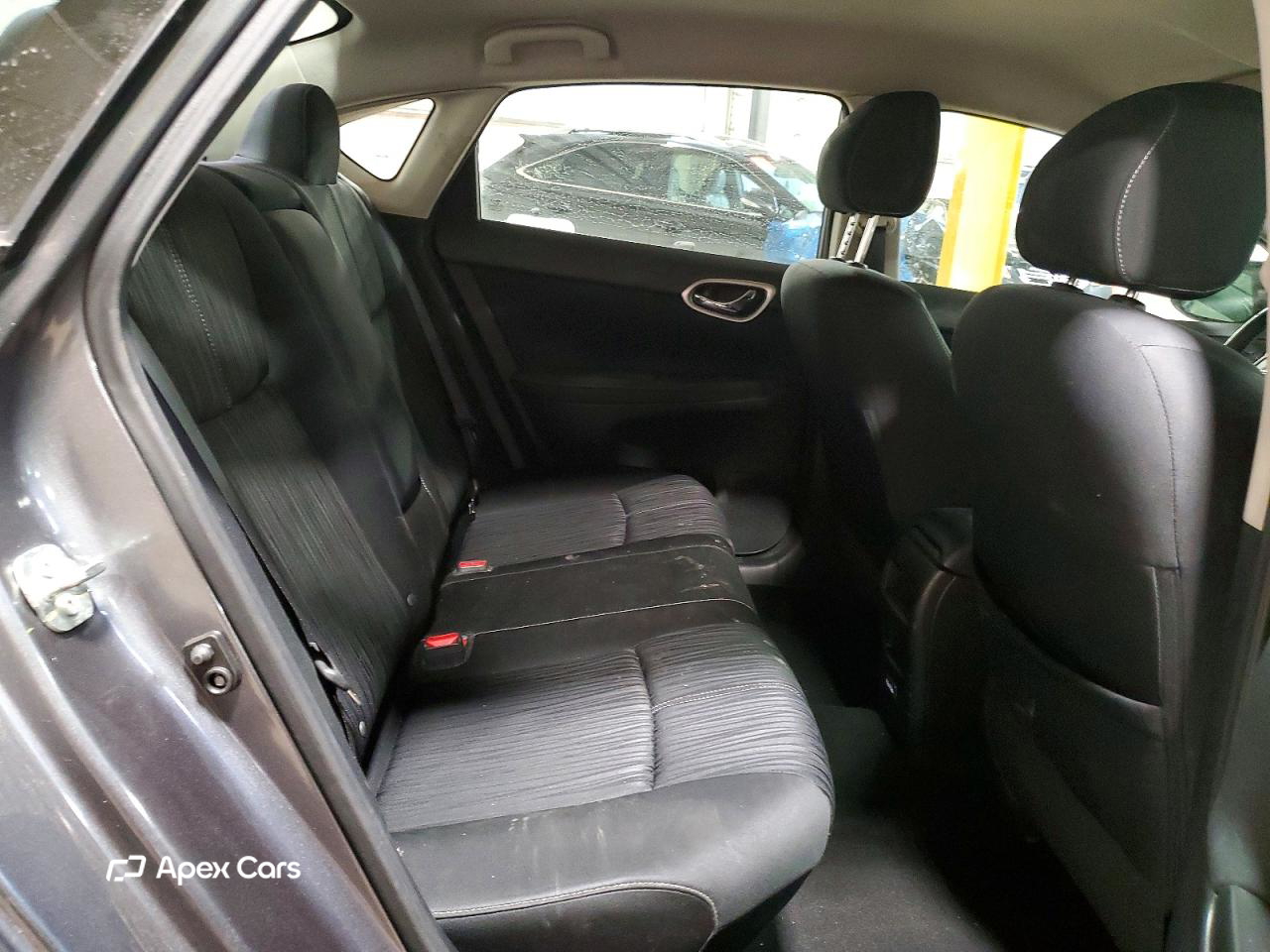 Nissan Sentra 2018
