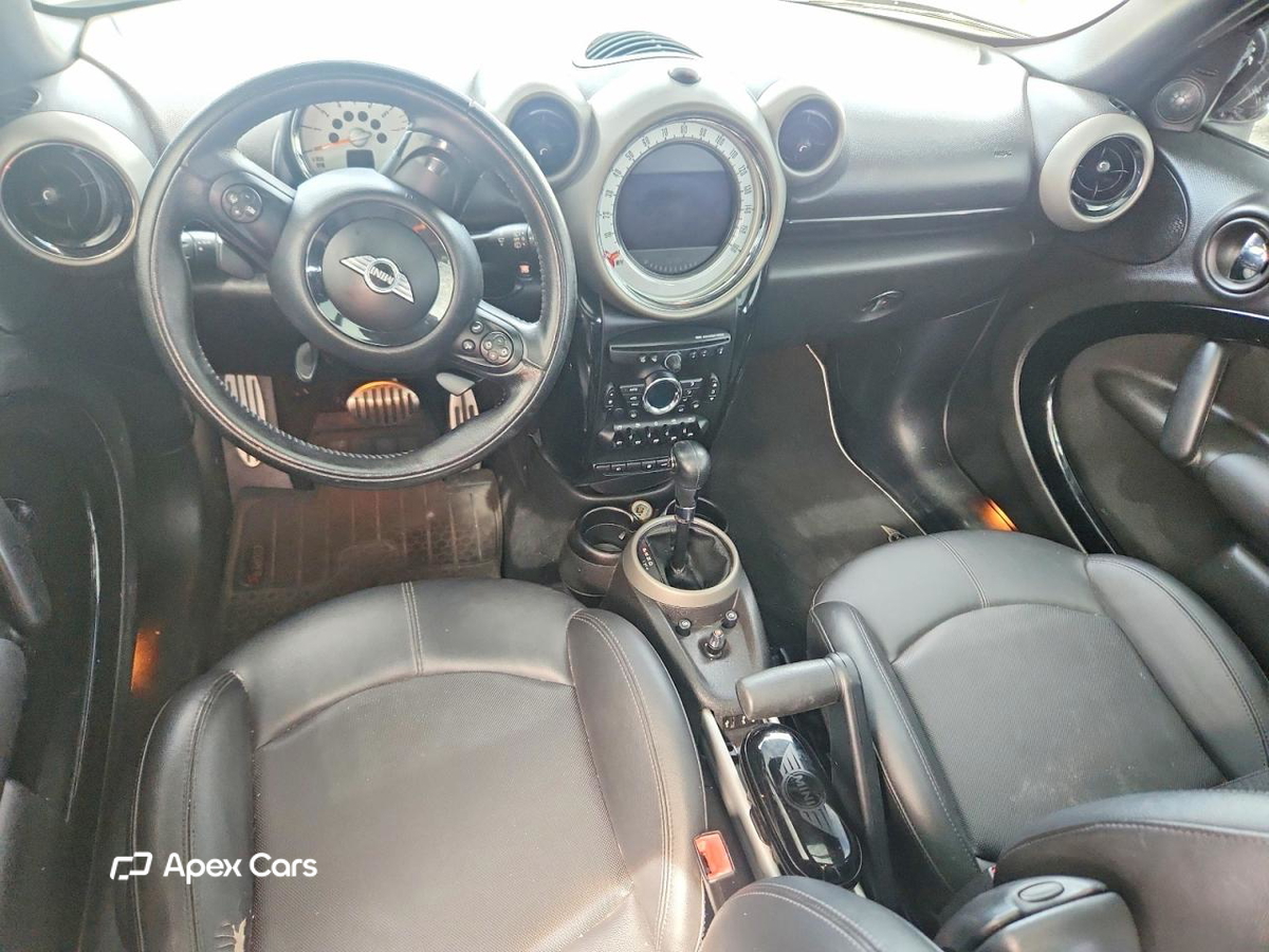 MINI Cooper 2012