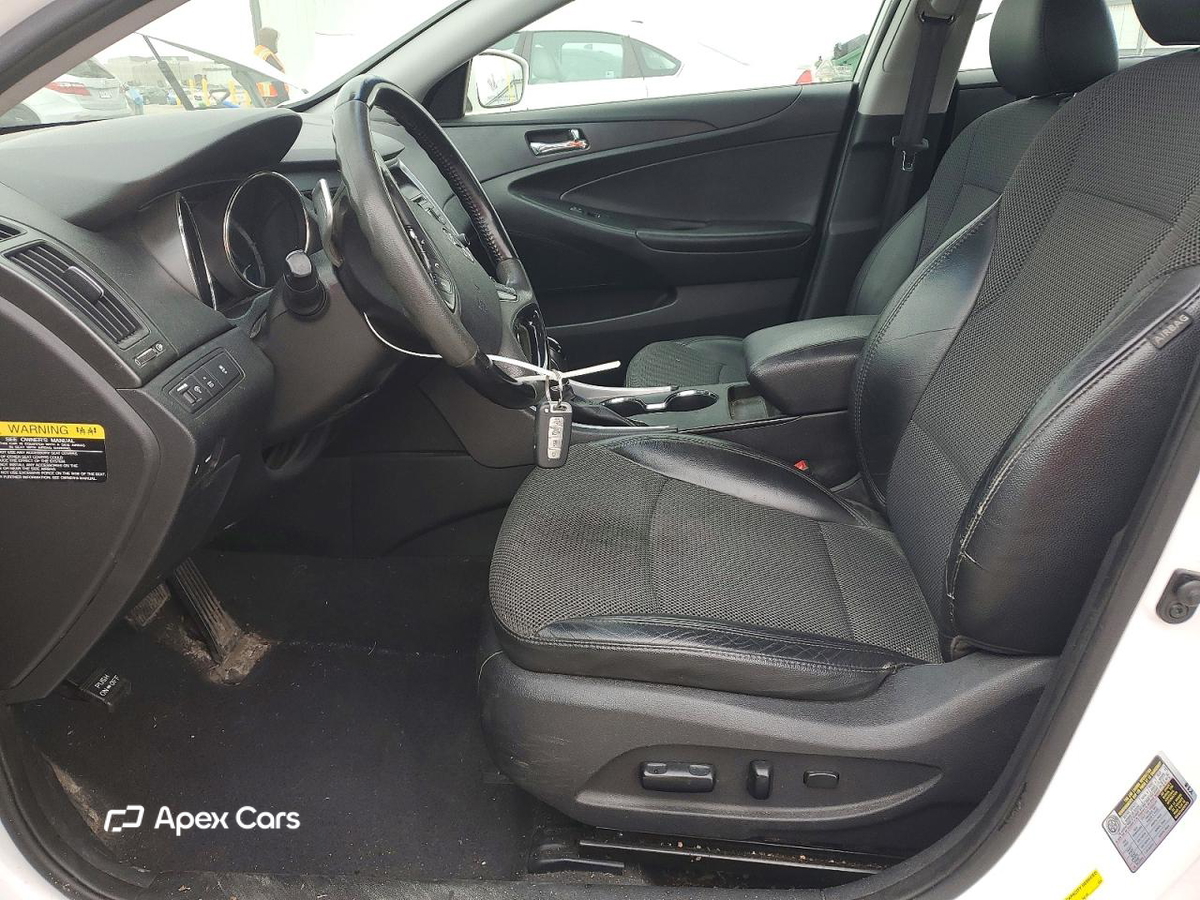 Hyundai Sonata 2012