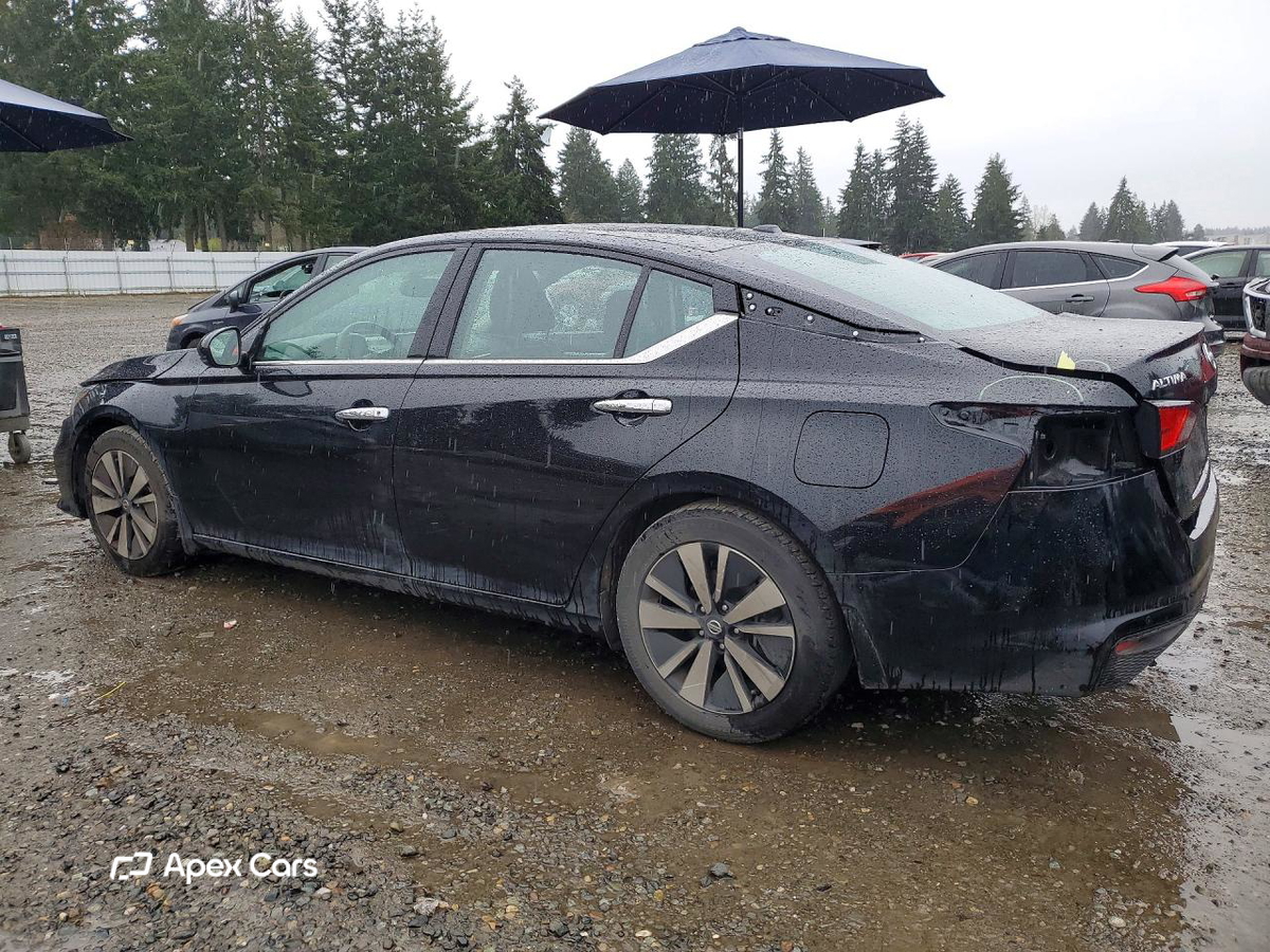 Nissan Altima 2019