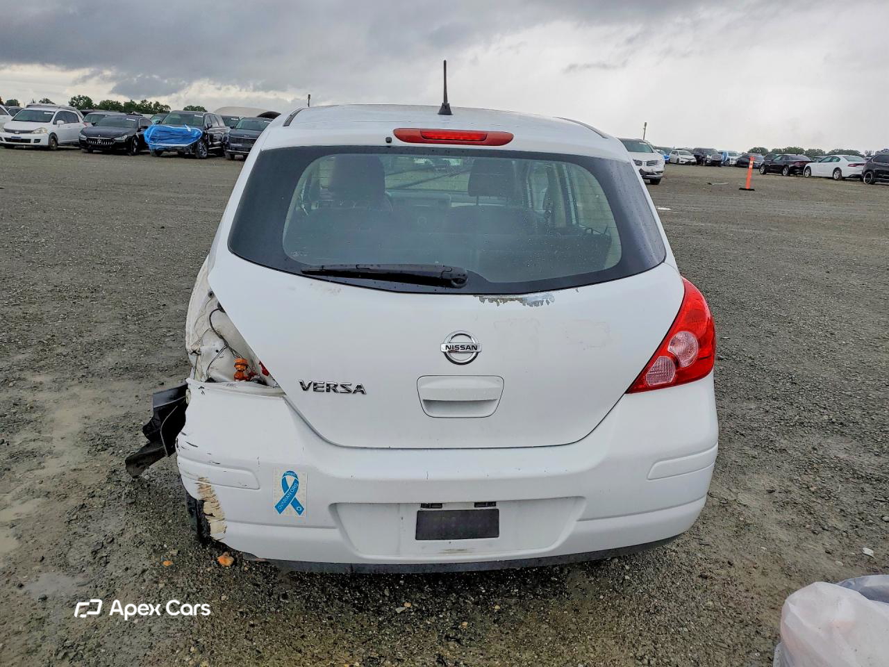 Nissan Versa 2011