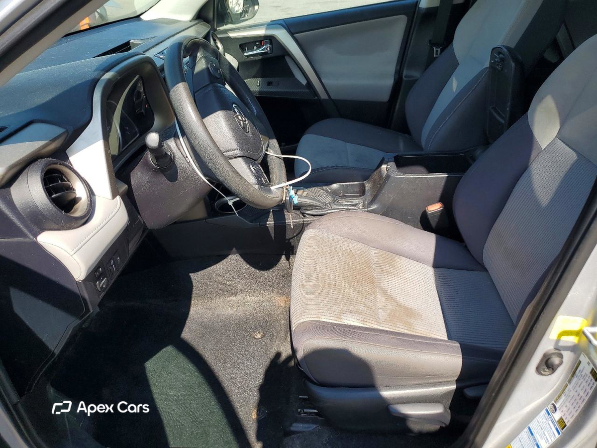 Toyota RAV 4 2015