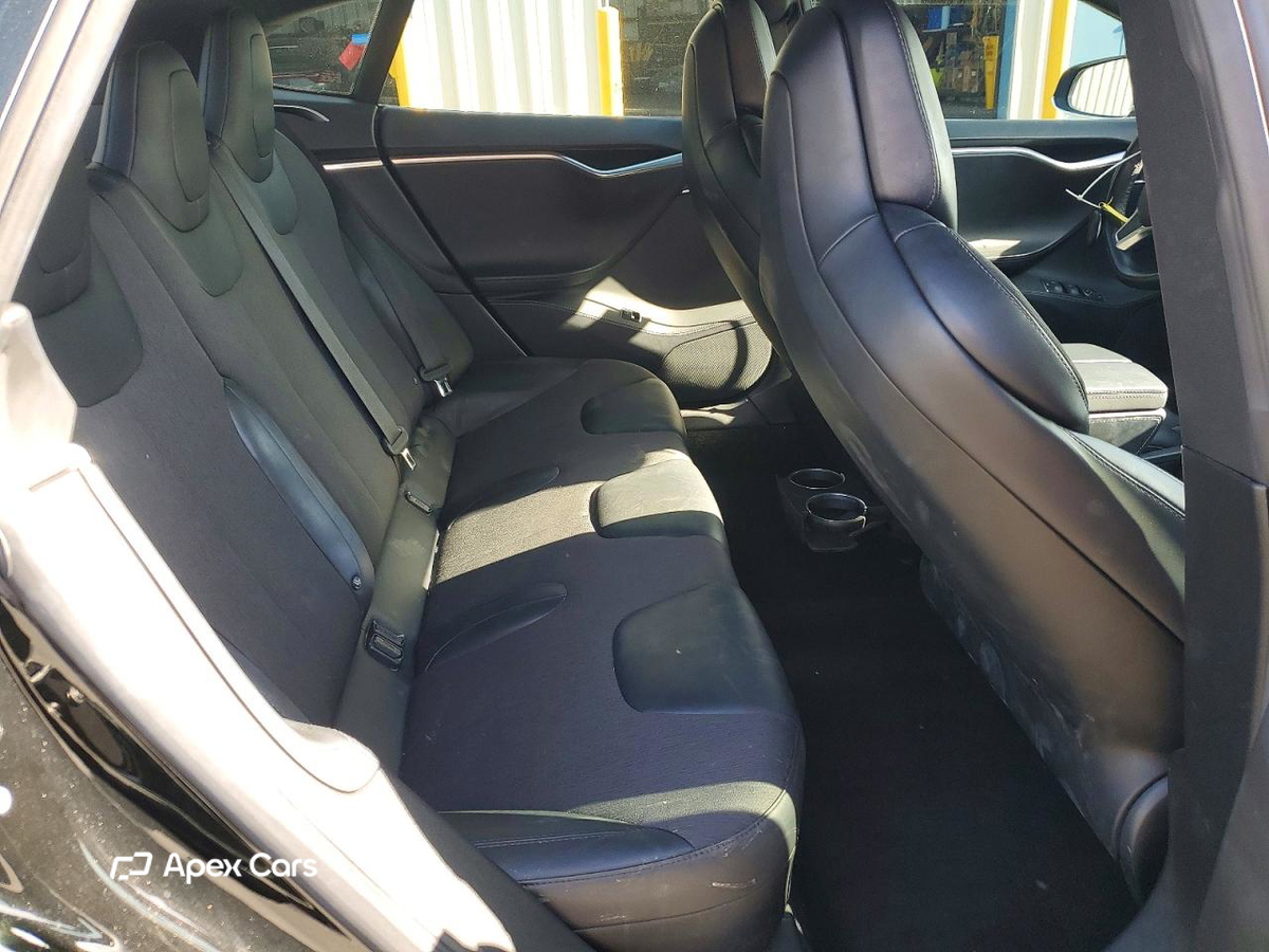 Tesla Model S 2017