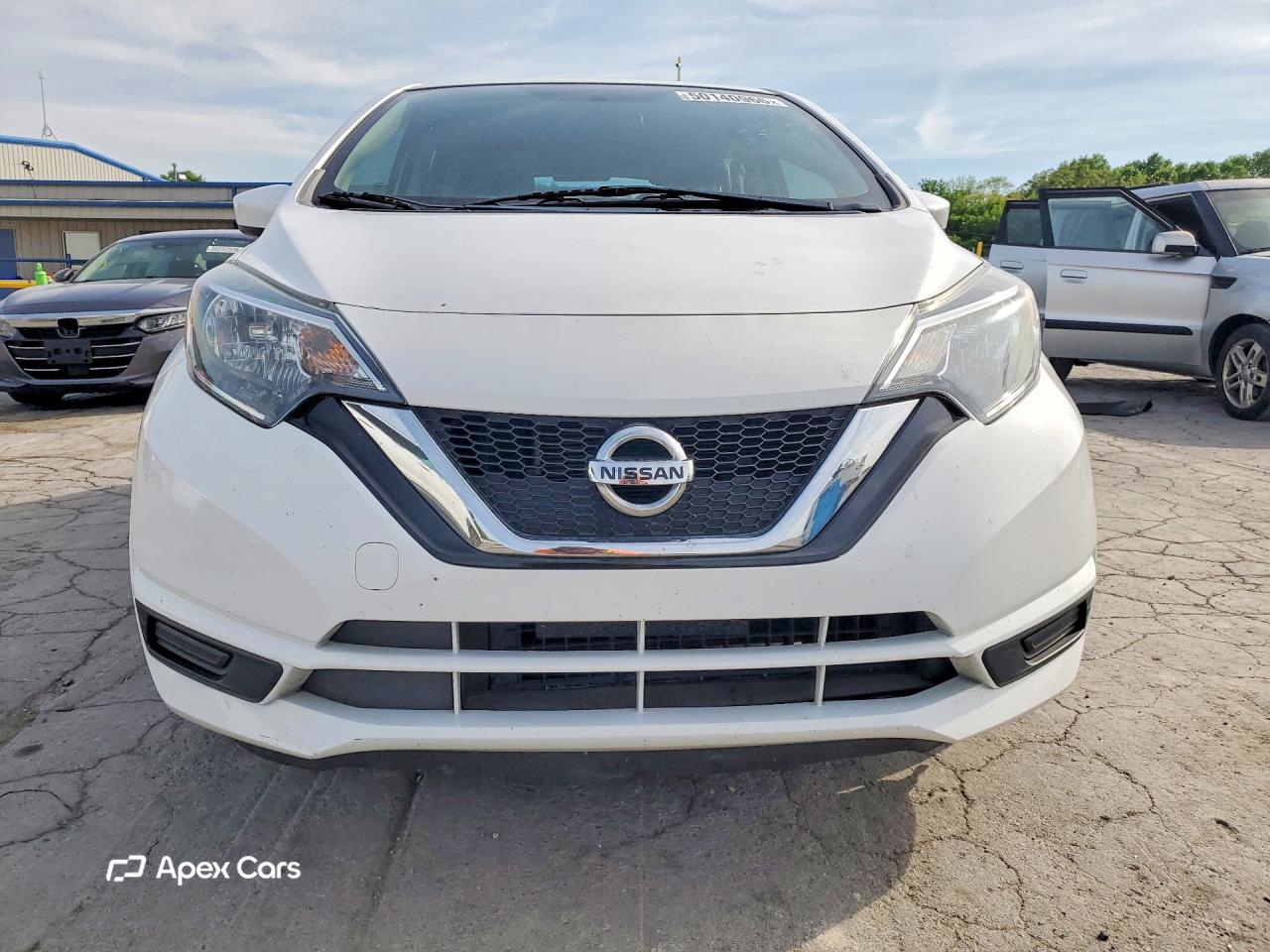 Nissan Versa 2019