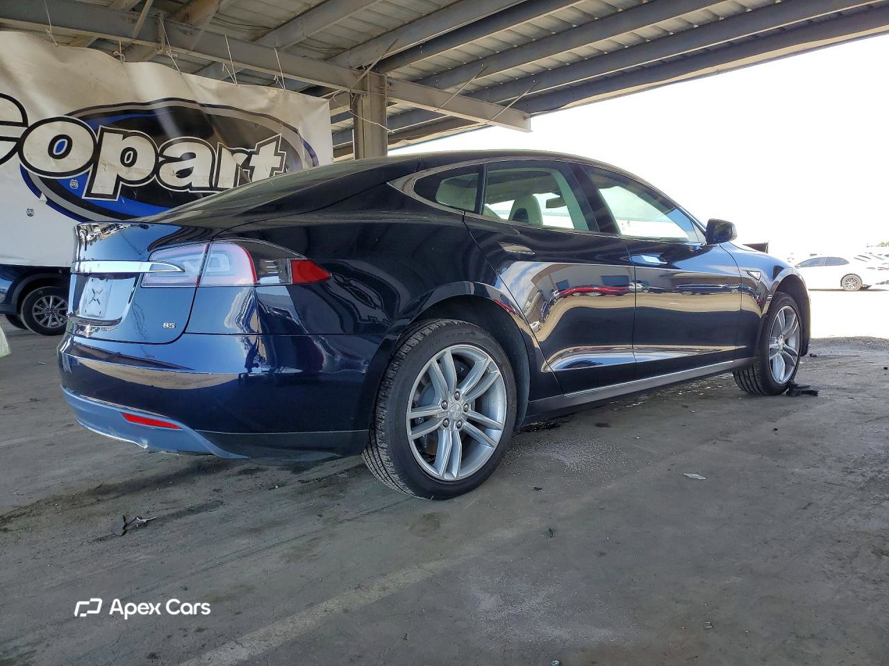 Tesla Model S 2013