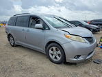 Toyota Sienna 2012