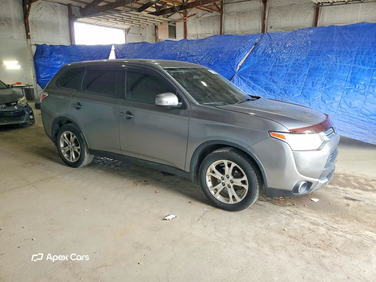Mitsubishi Outlander 2015