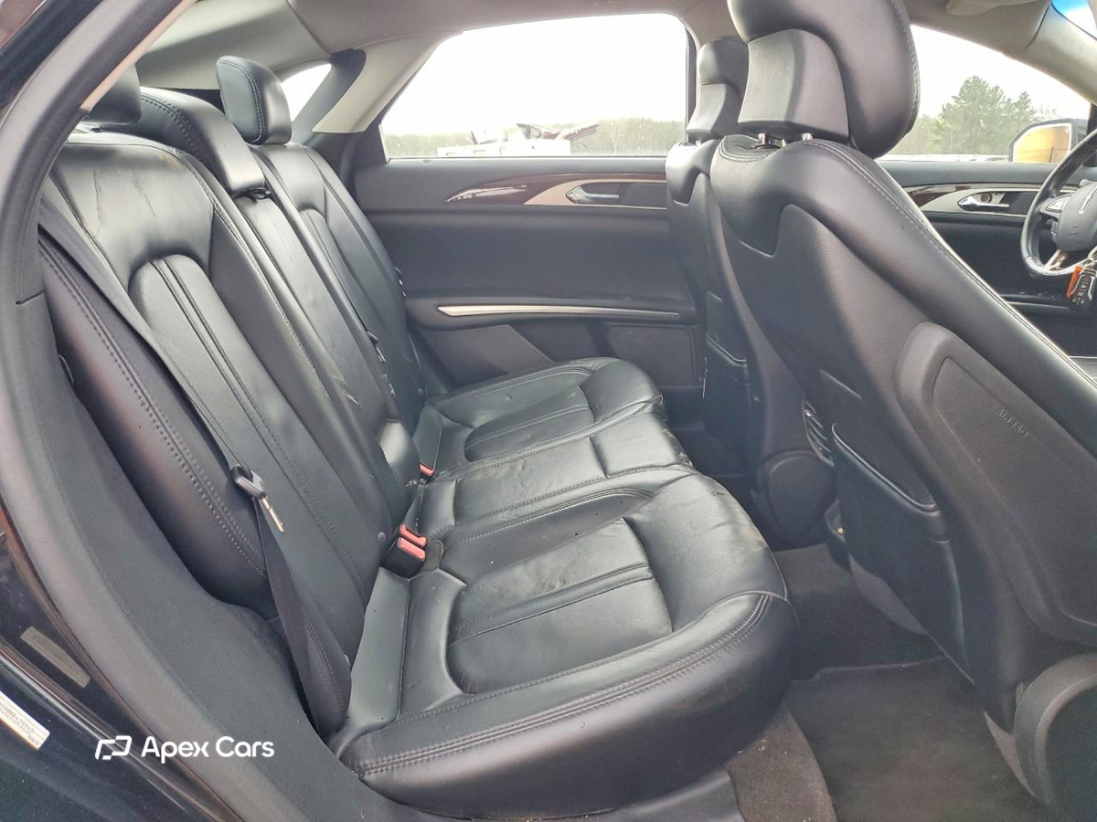 Lincoln MKZ 2015