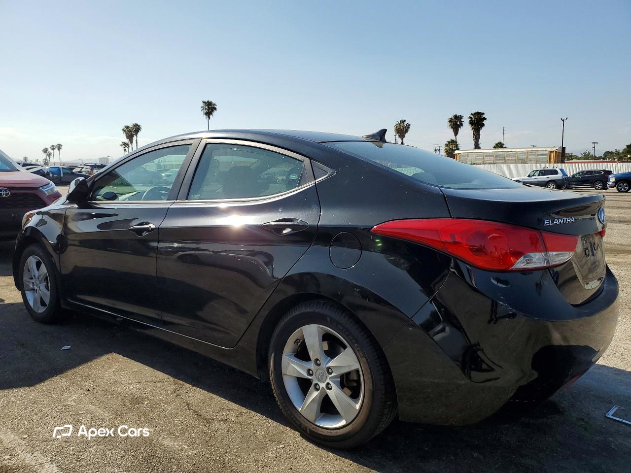 Hyundai Elantra 2012