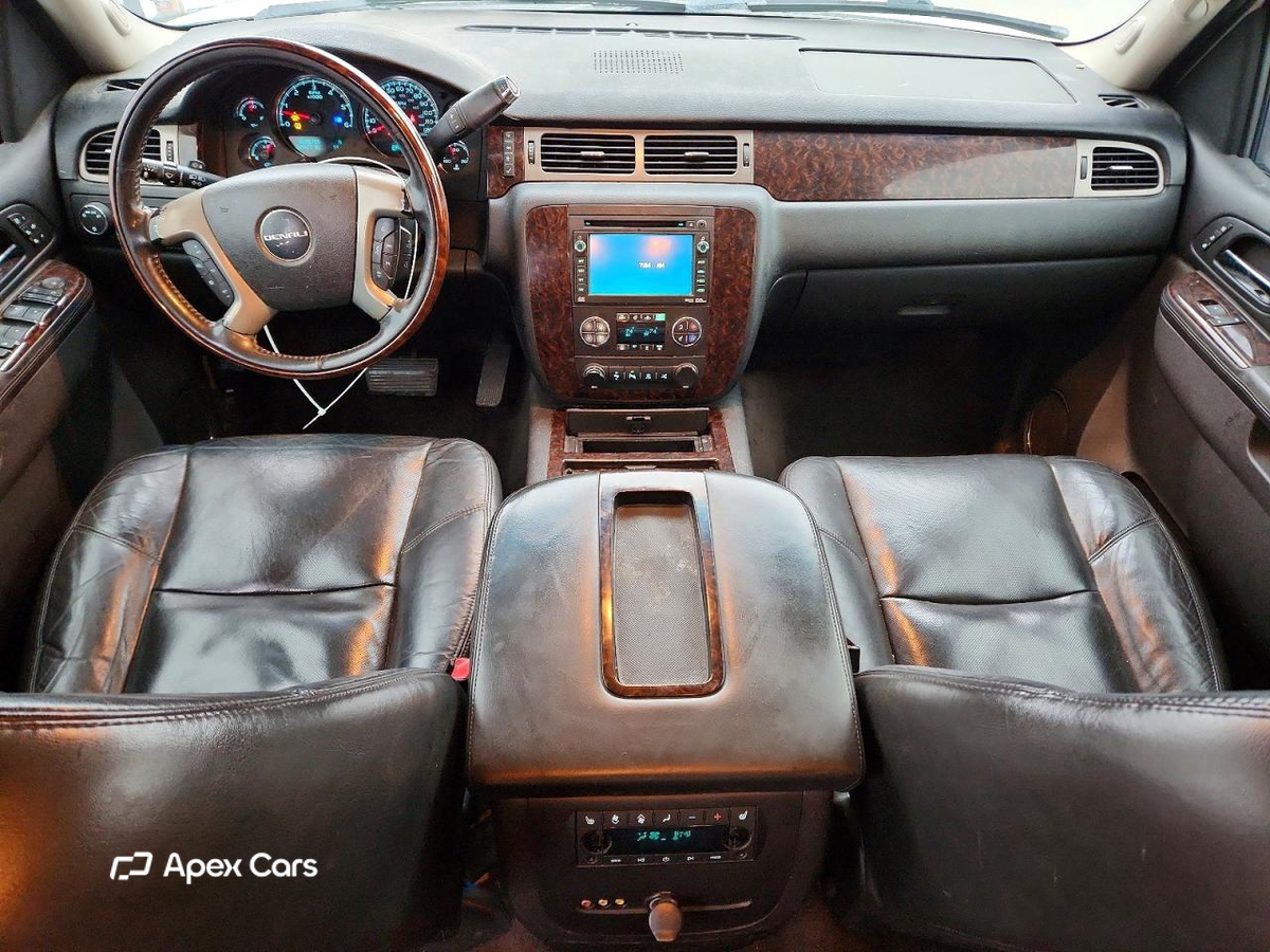 GMC Yukon 2011