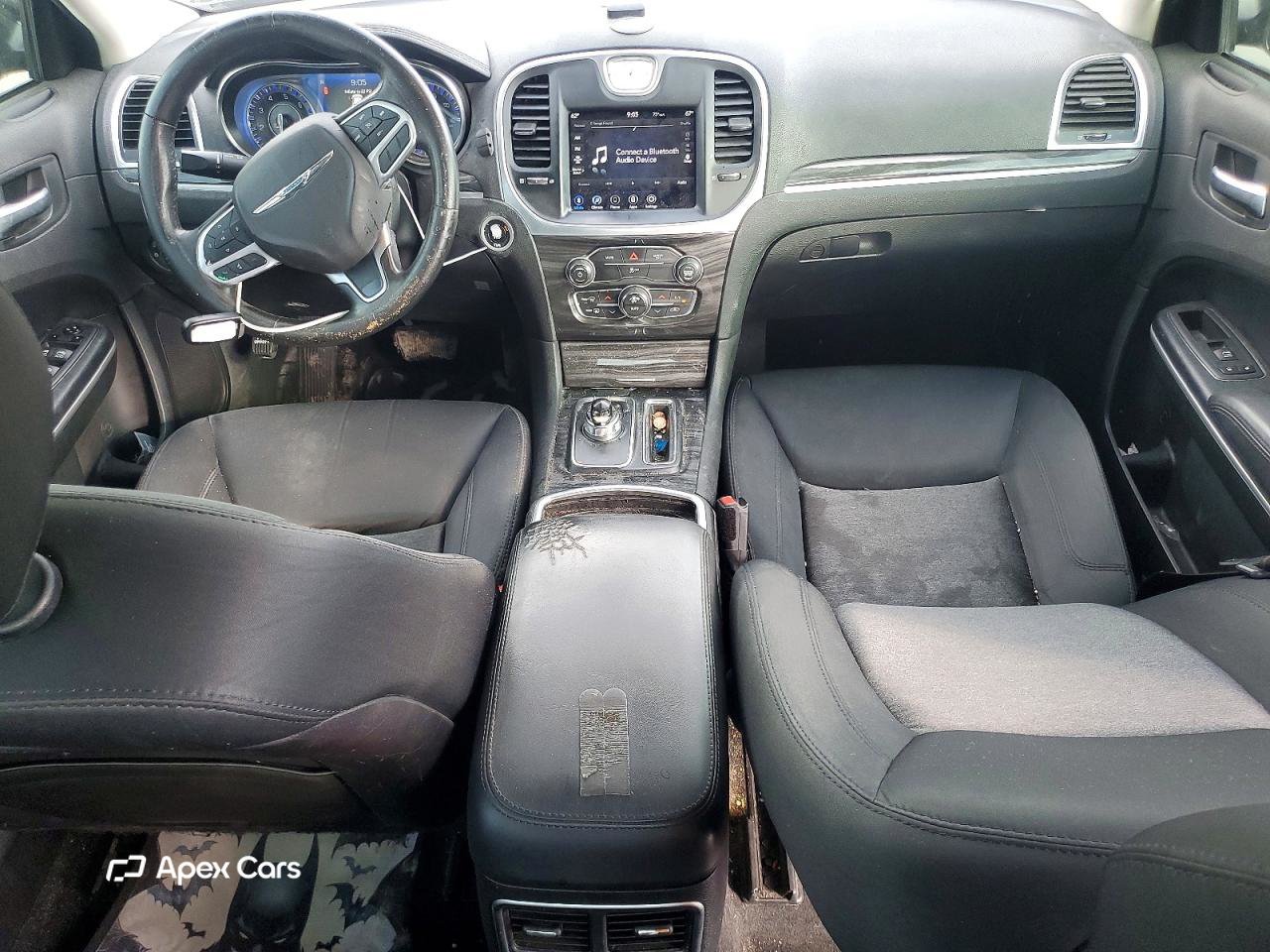 Chrysler 300 2019