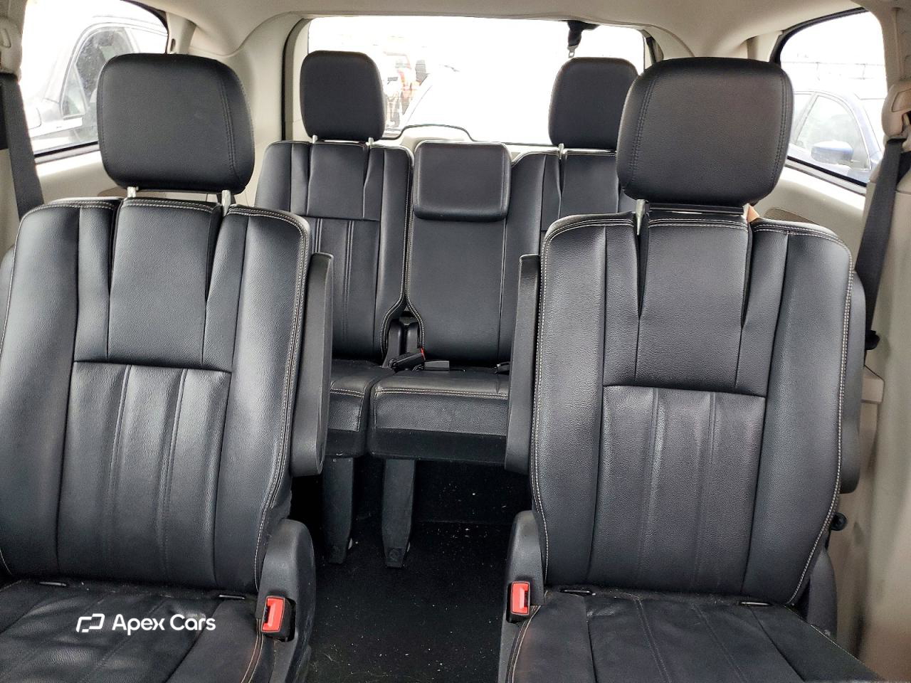 Chrysler Voyager 2016
