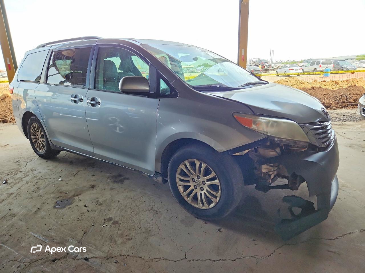 Toyota Sienna 2016