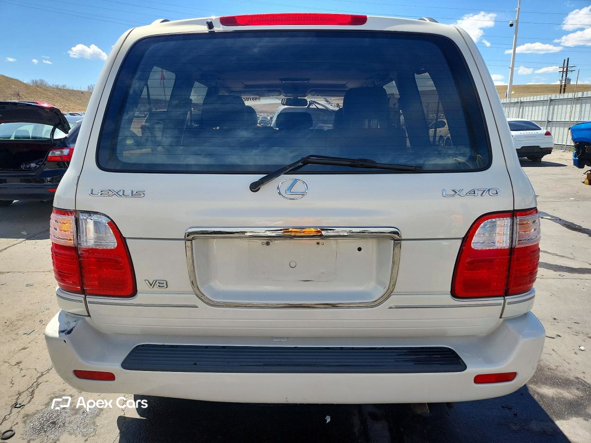 Lexus LX 2000