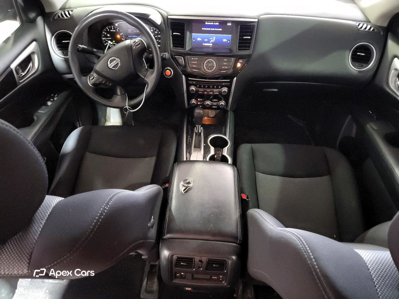 Nissan Pathfinder 2018